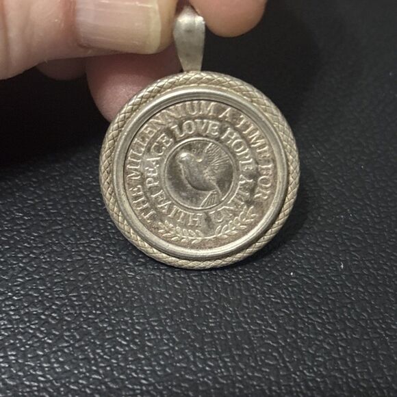 2000 Sterling Silver Millennium Peace Coin Doves Love Hope Pendant